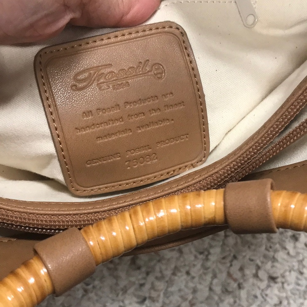 FOSSIL purse - Picture 5 of 8